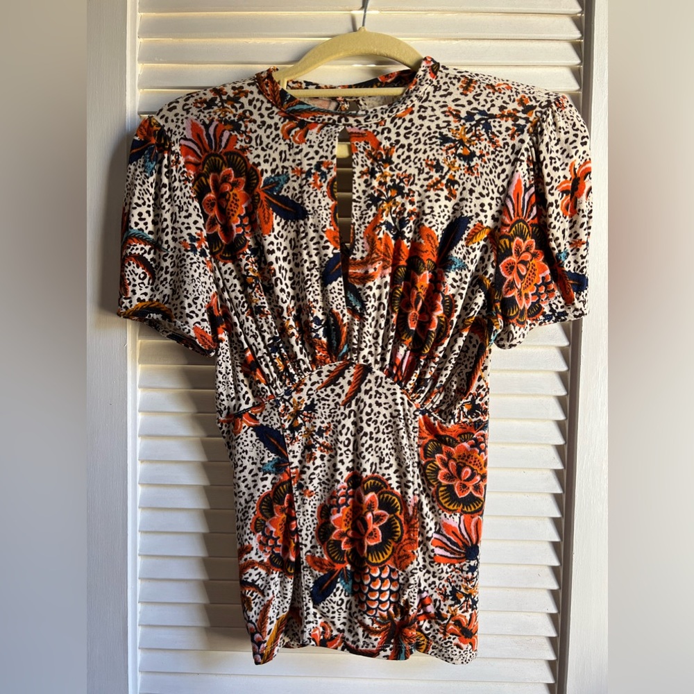 Free People Key Hole Top